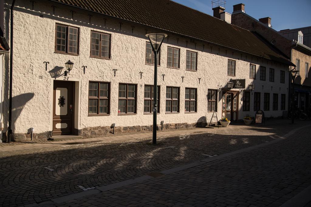 Hotel Vaerdshuset Hwitan Falkenberg Exterior foto